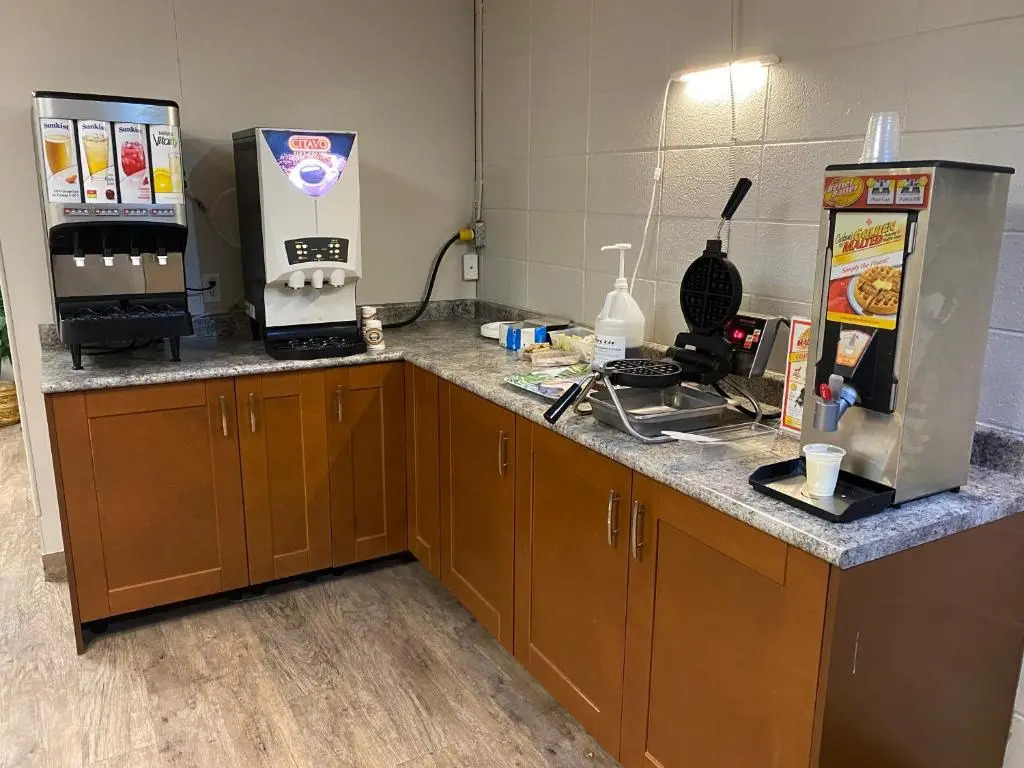 Dauphin Inn Express