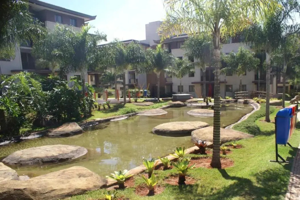 FLAT LIFE RESORT