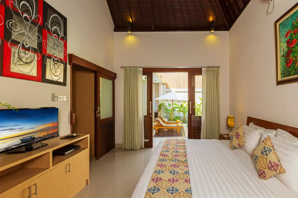 Kubal Bed and Living