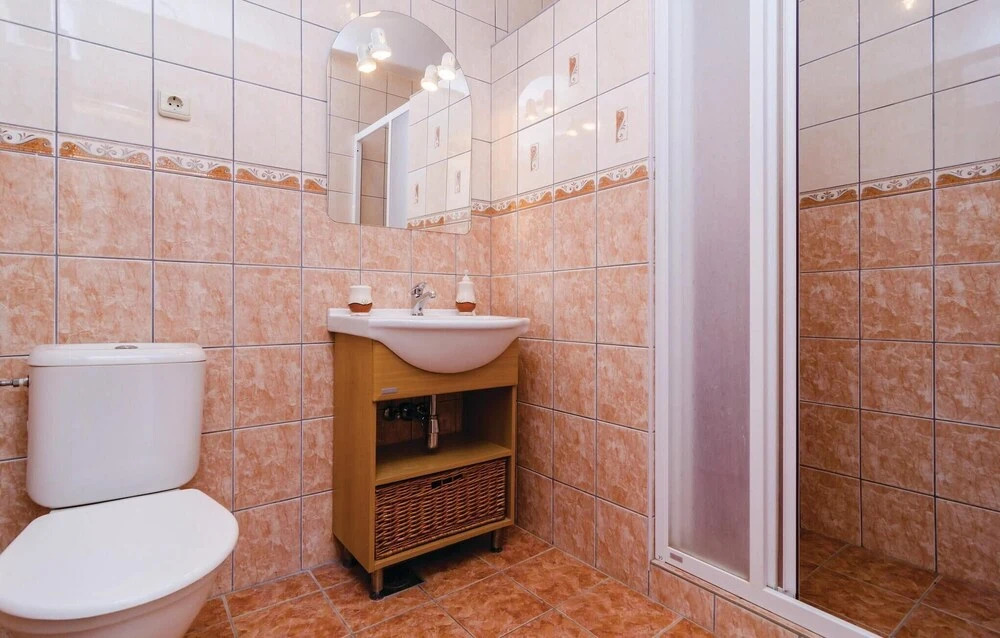 Nice Home in Orasac With Wifi and 6 Bedrooms