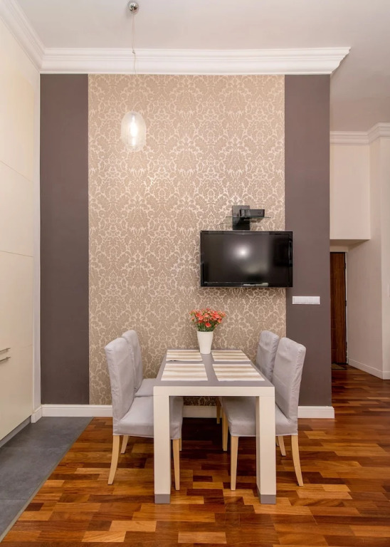 Metro Nowy Swiat Apartment