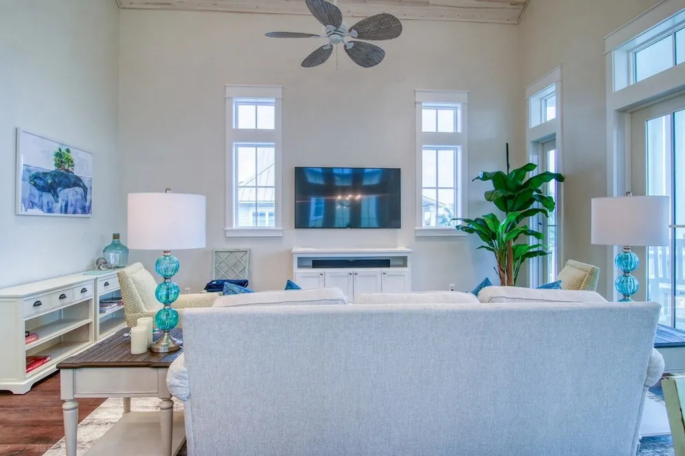 Cinnamon Shore- Seaside Sojourn 111 LA