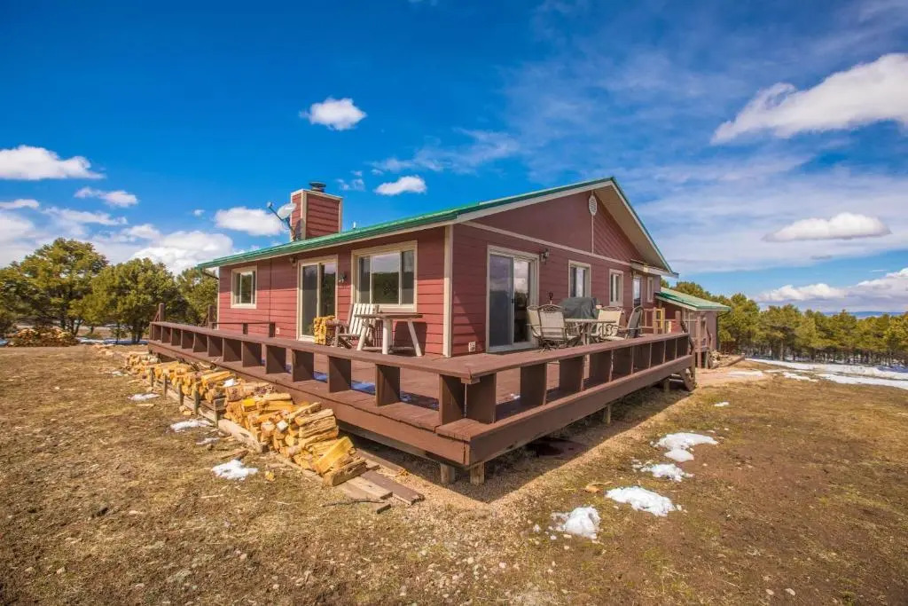 1770 Ponderosa Road