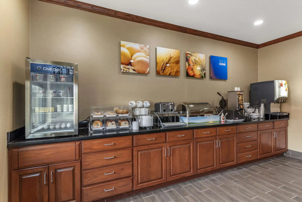 Comfort Inn & Suites Middletown - Franklin
