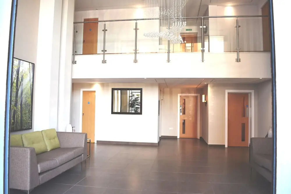 Skylark House Luxury Service Apartments