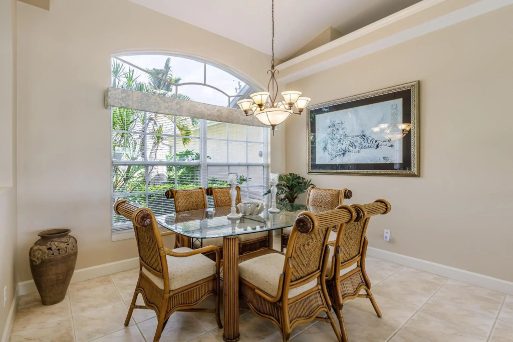 New Gulf Access Home with Private Solar Heated Pool and Spa -Villa Dreamweaver, Cape Coral - Roelens Vacations