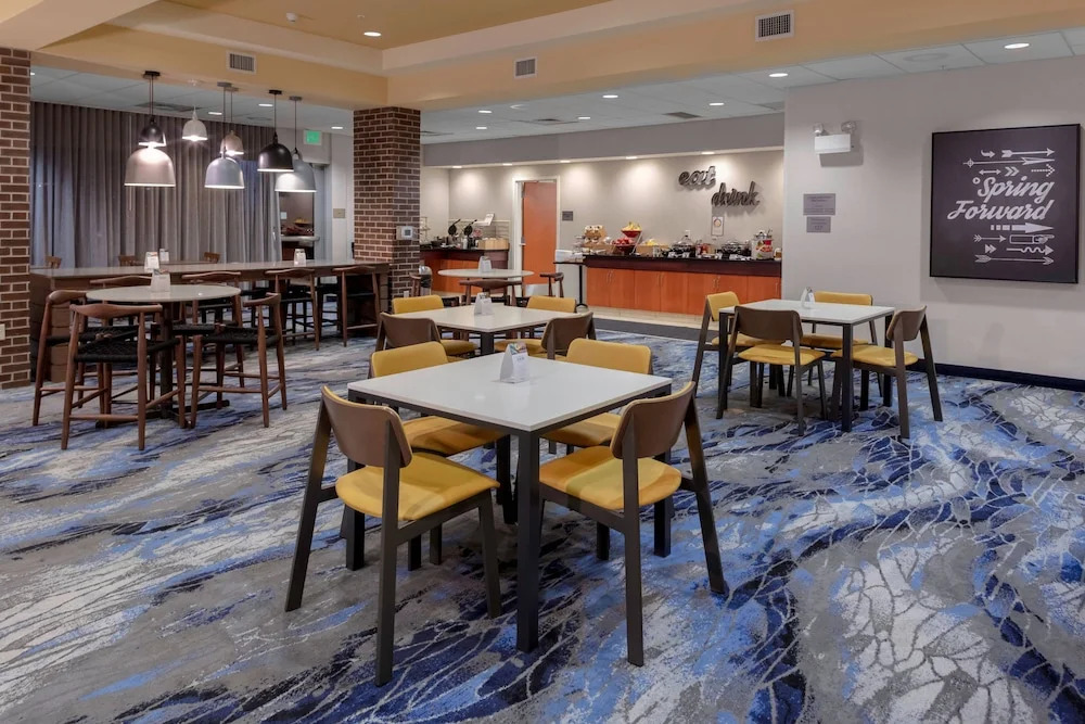 Fairfield Inn & Suites Wichita Downtown
