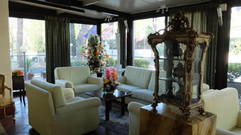 Hotel Flowers