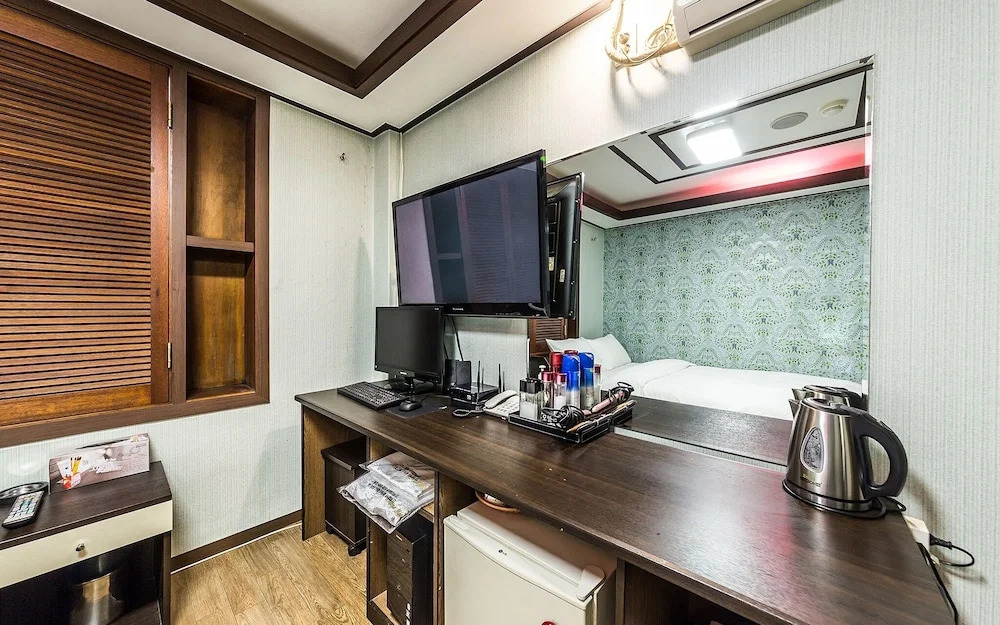 Mia Thema Motel