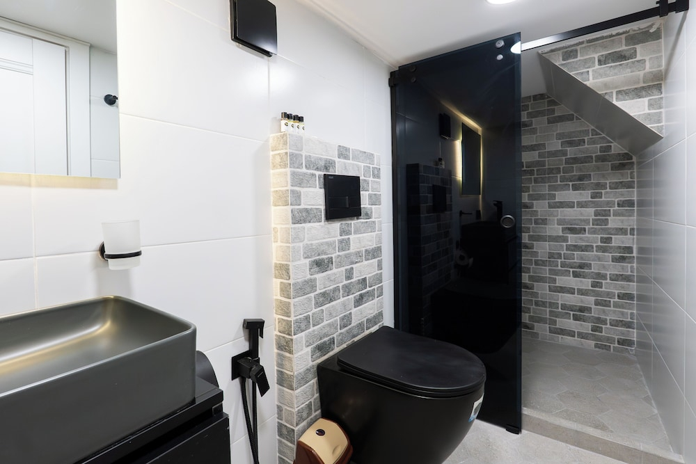 Boutique 4BR House - Tbilisi Old Town