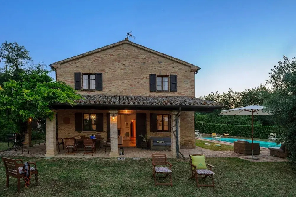 La Girolima 6 2 by Marche Holiday Villas