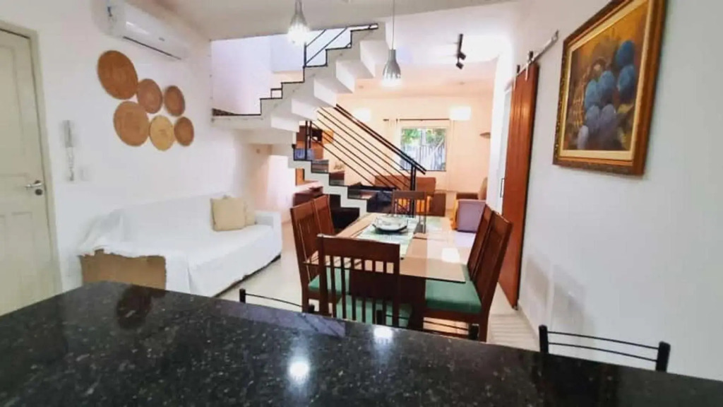 Casa de 4 suítes com piscina e área gourmet em Porto Seguro - Casa dos Ipês
