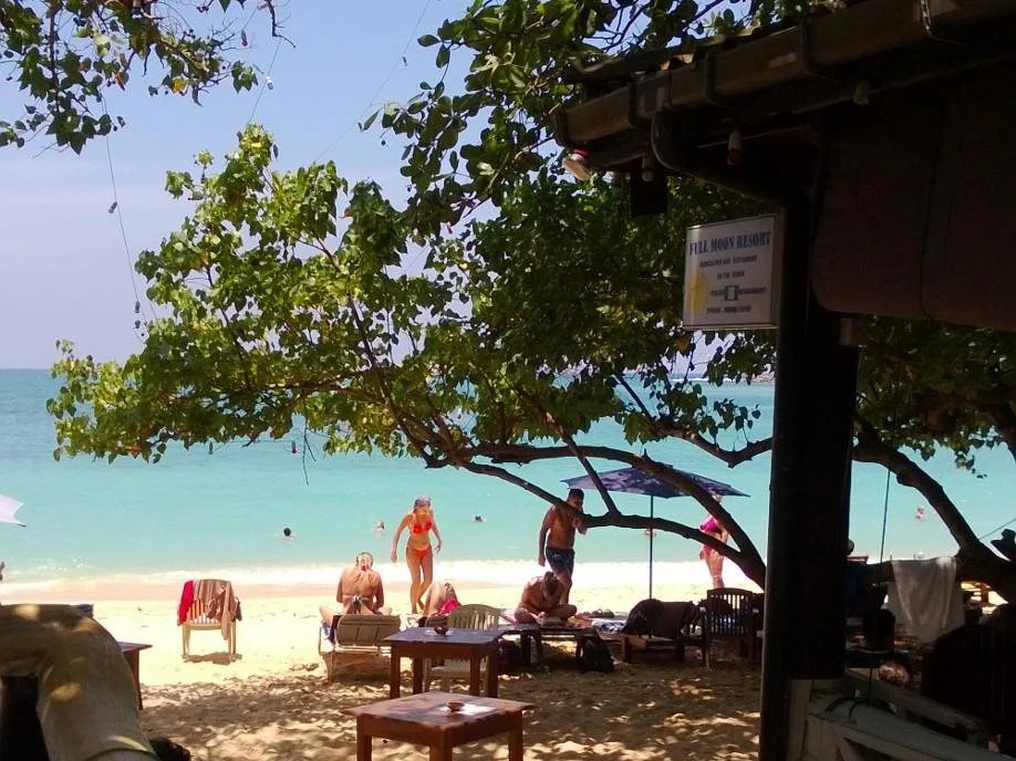 Full Moon Resort