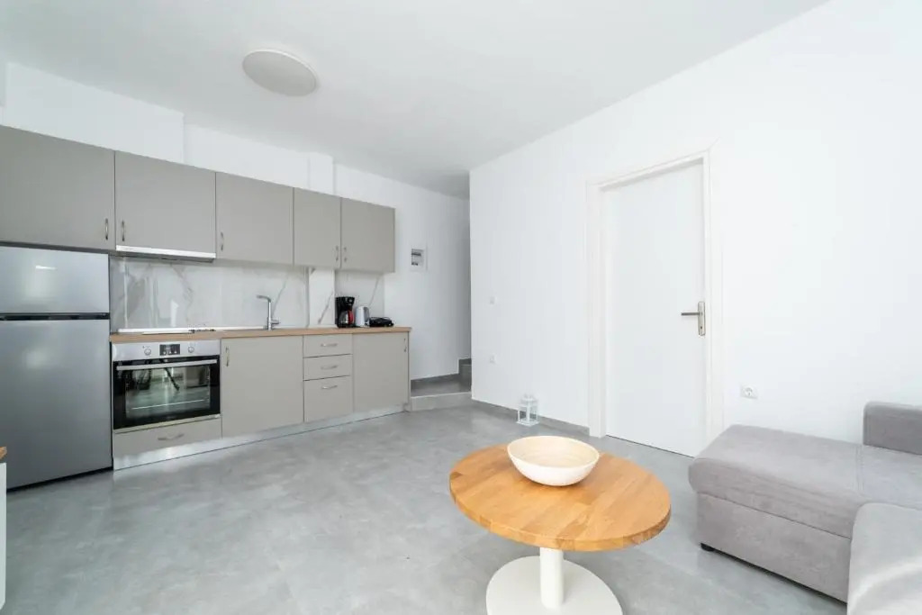 SLV Dionysos Apartment