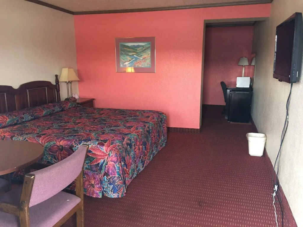 Sullivan Inn