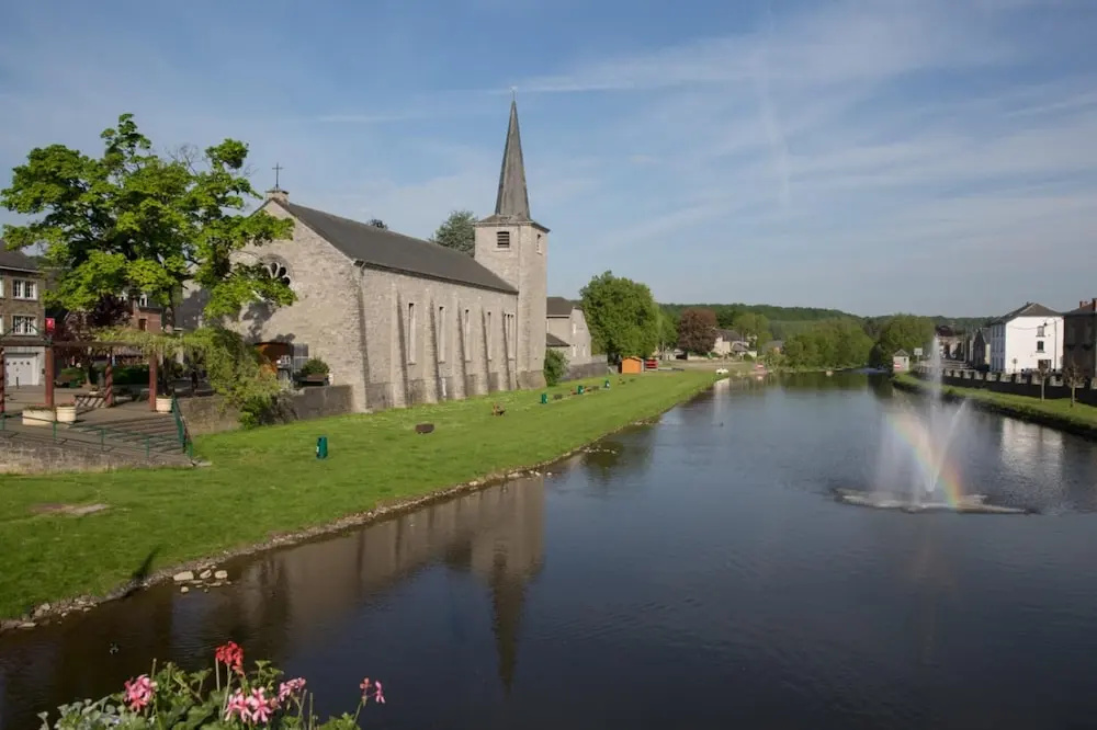 Cosy 2-bedroom Apartment in the Center of Hotton