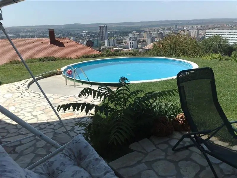 Marci Villa