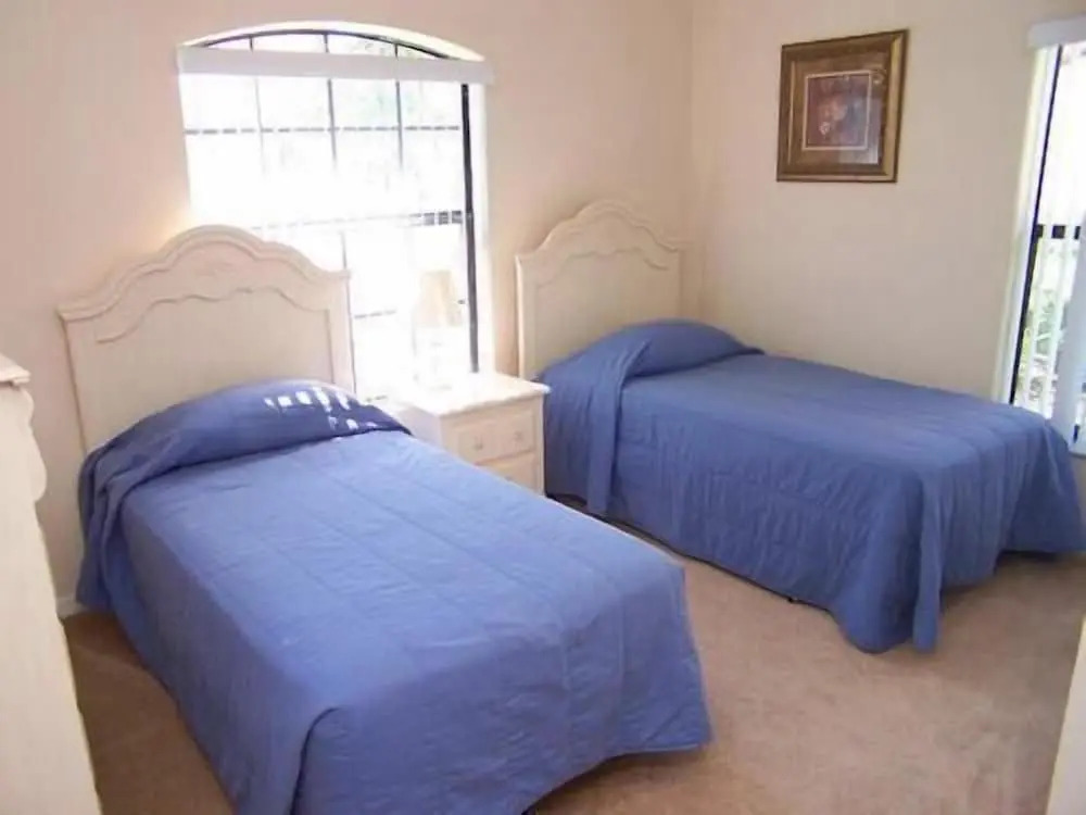 247 High Grove House 4 Bedroom by Florida Star