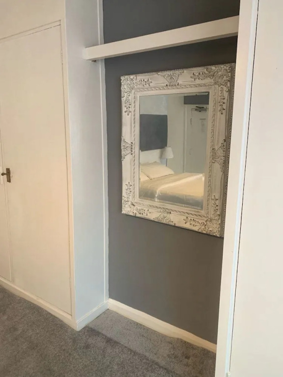STIFFORD CLAYS FARM HOTEL
