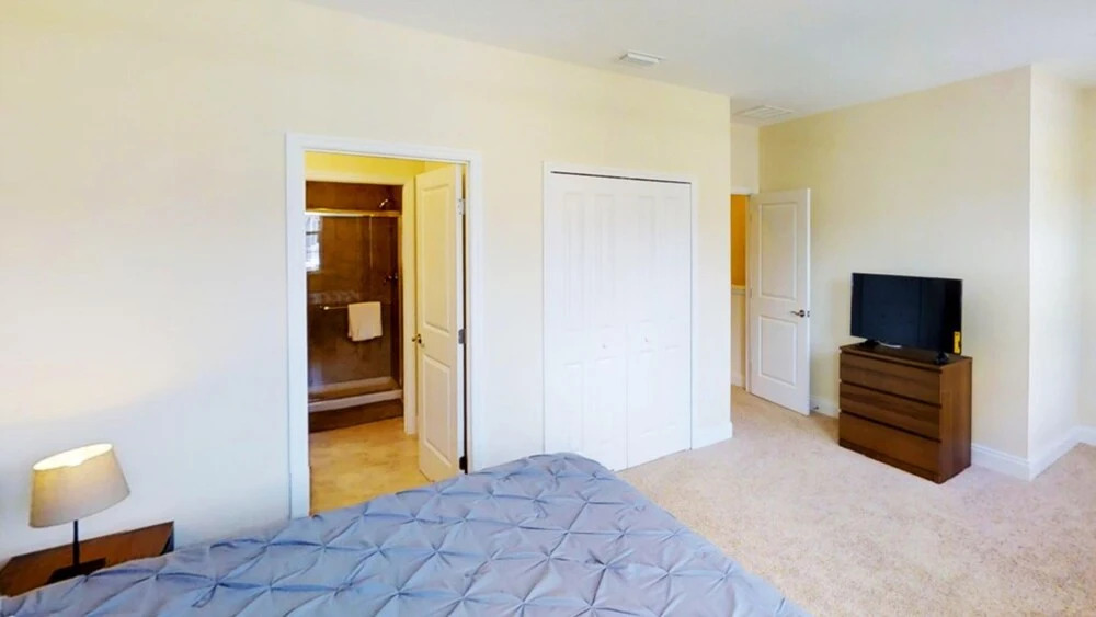 Festival Resort 305