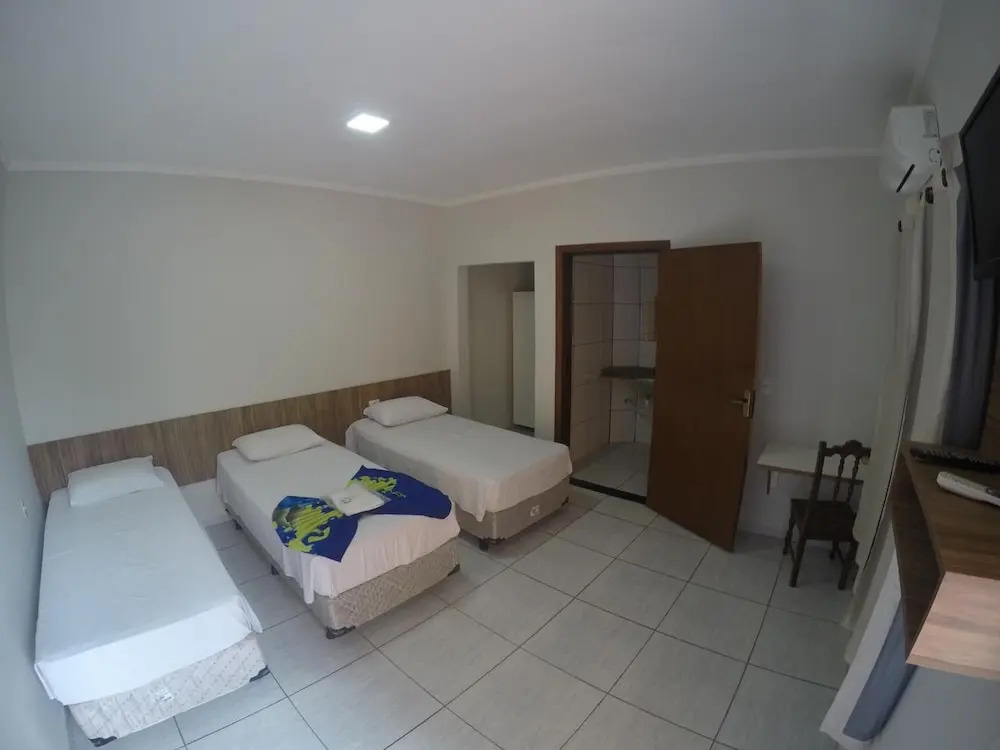 Hotel 2 Irmãos