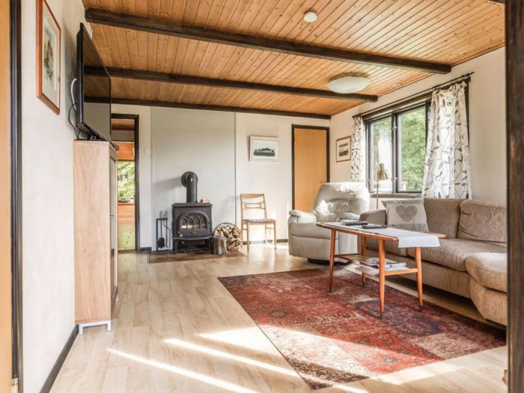 Kjuge Gula Huset (SKO039)