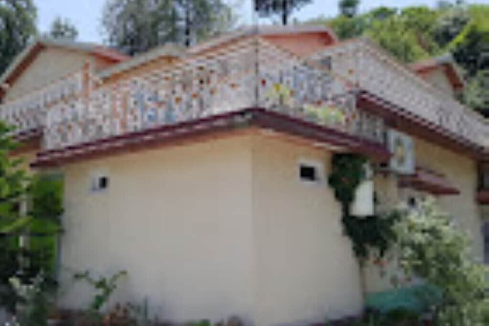Heaven In Hills Guest House