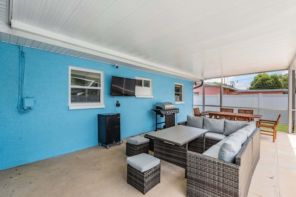 3442 Azalea Pl