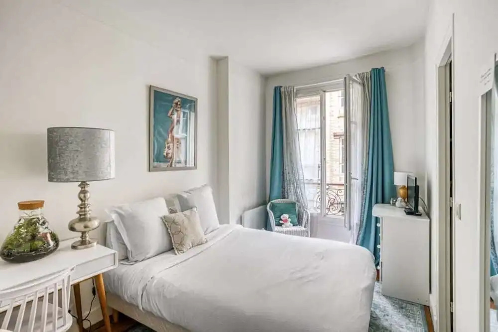 Stunning 2 Bedrooms Apartment - Modern & Cosy