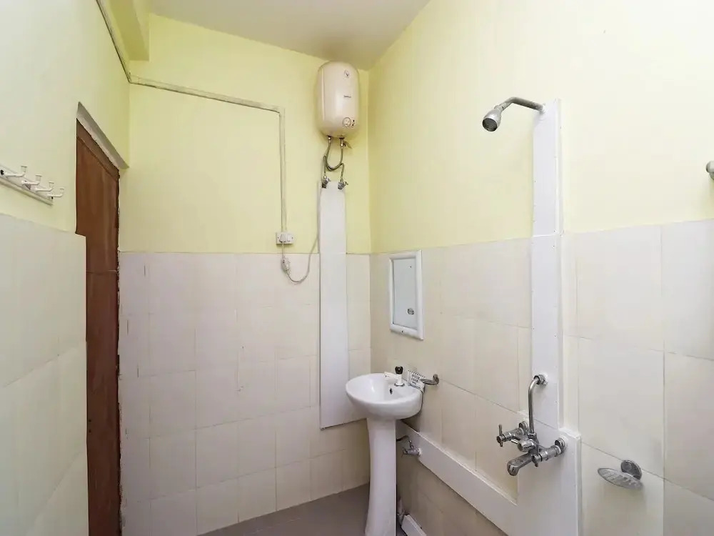 Hotel Bravo by OYO Rooms