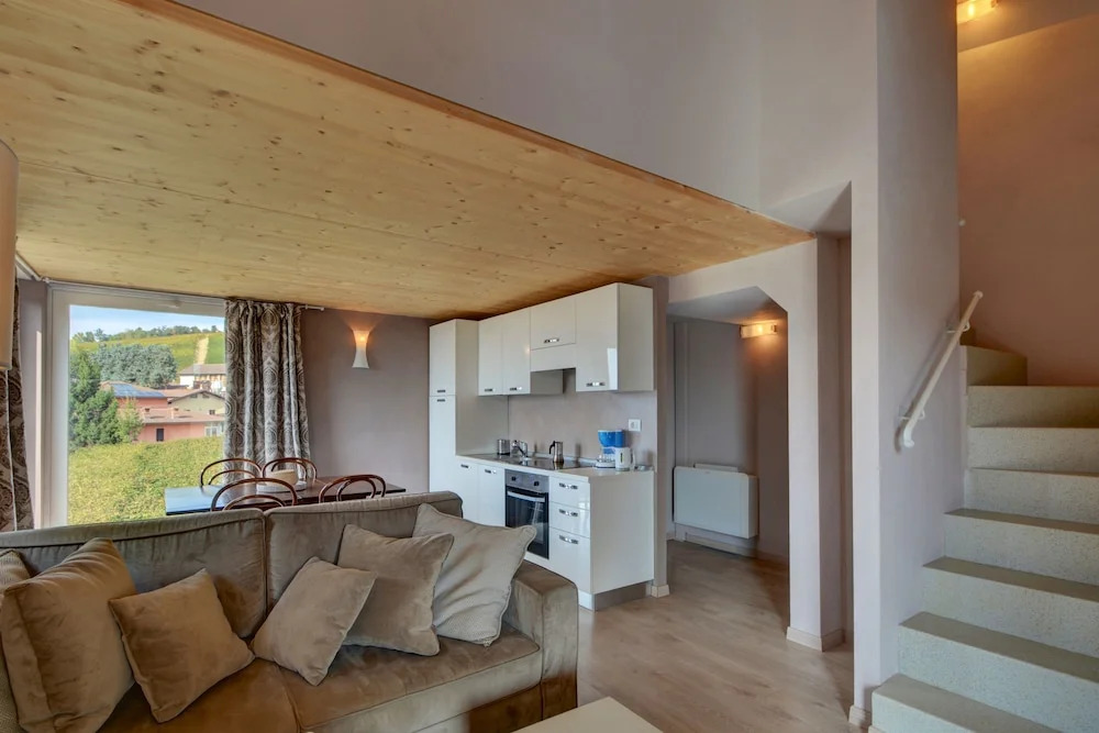 La Rosa Gialla Bio Apartments & rooms
