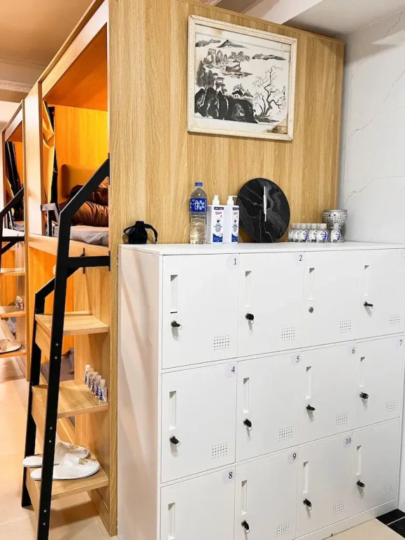 Waveflo Hostel 浪花青旅