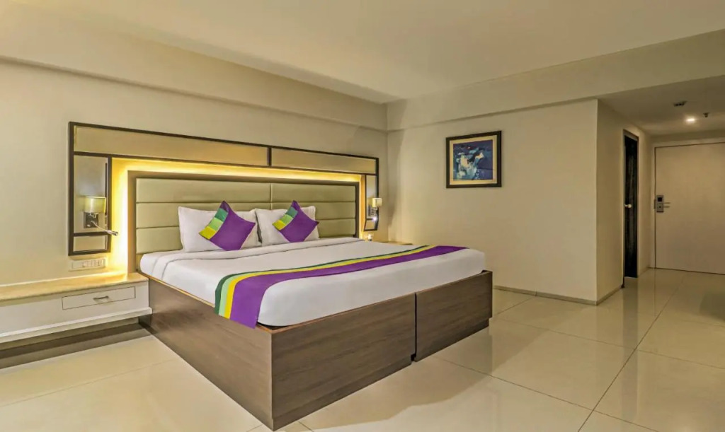 Treebo Premium Metropolis