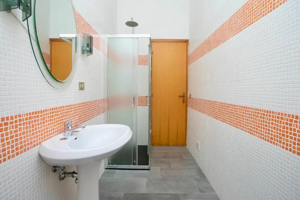 S76 - Sirolo, Bilocale Con Terrazzo in Centro