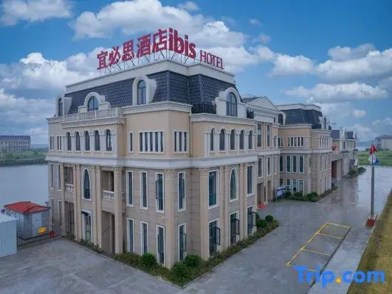 Ibis Nantong Tongzhou Bay