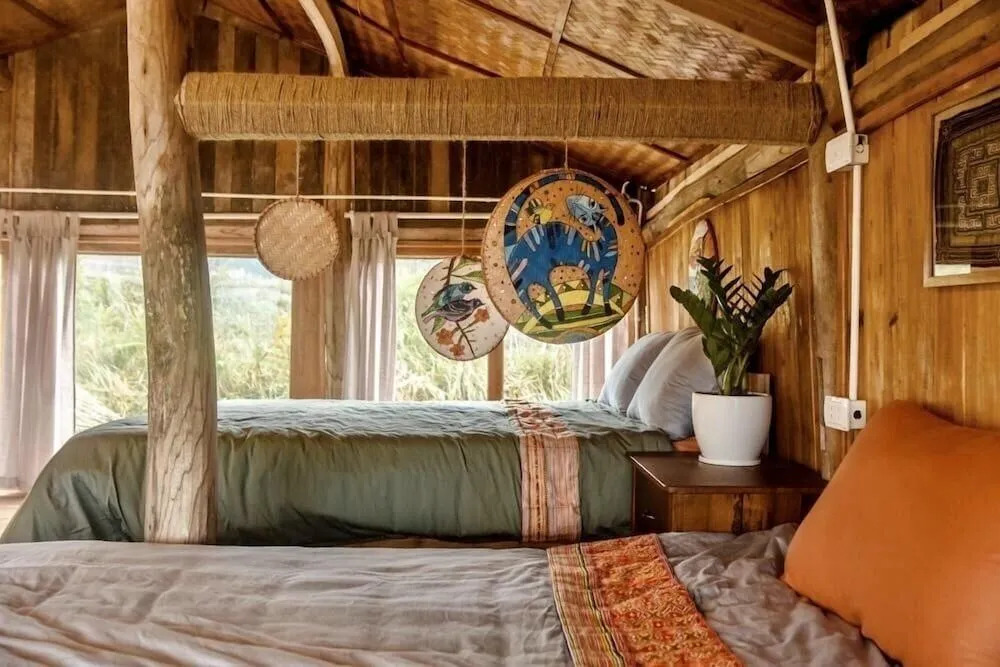 Toce House Tả van