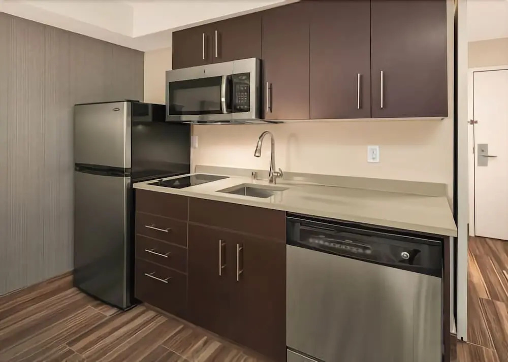 ApartStay Inn & Suites