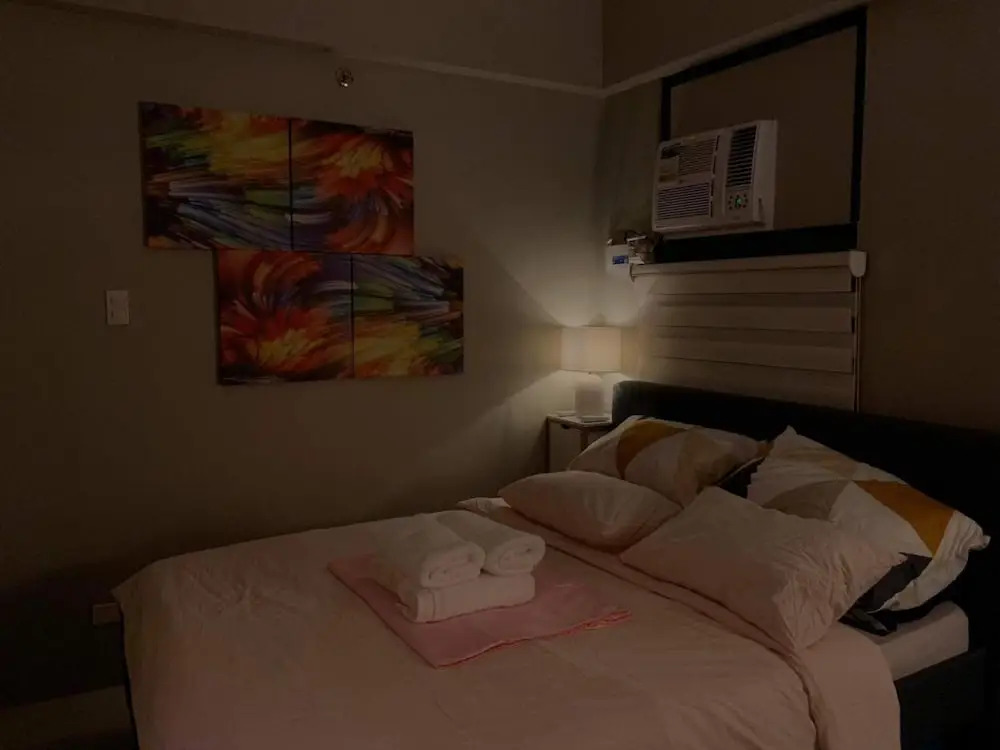 Elegant Condo at Symphony Tower 26C