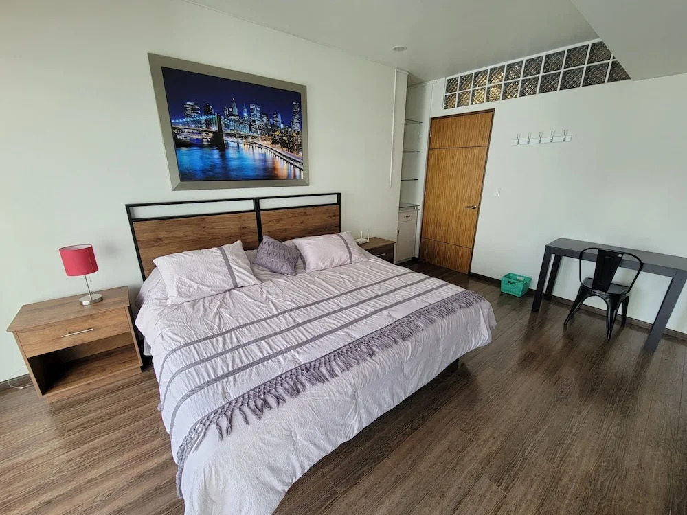Del Parque Suites