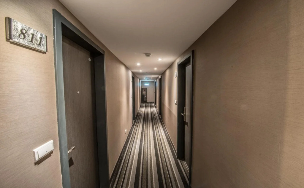 Golden Stone Hotel
