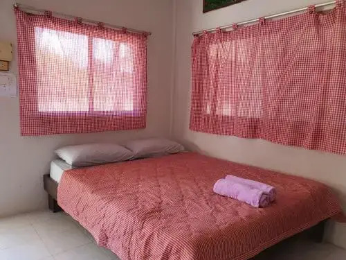 Pineapple Resort Sam roi yot