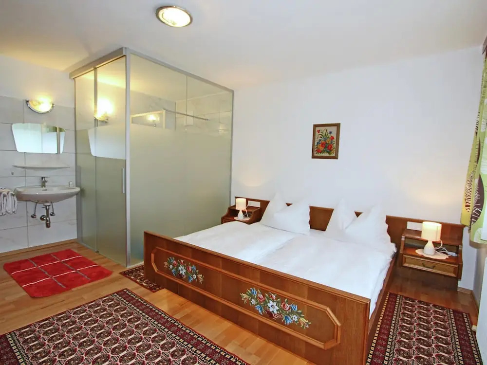 Cozy Apartment in Aschau im Zillertal near Ski Lift