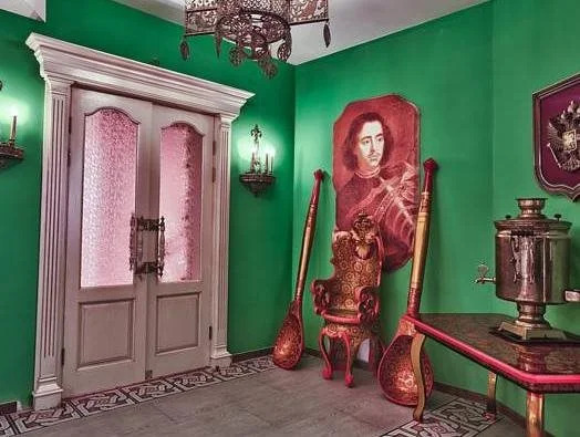 Петровский дворик