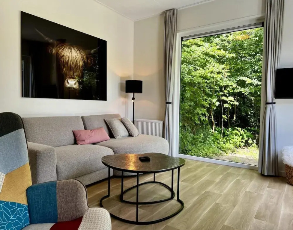 Unique Chalet for 5 With Garden