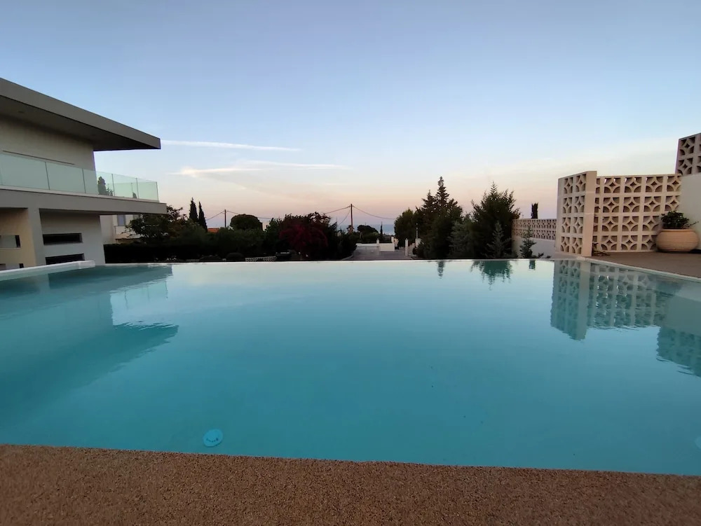 Home21-elegant Spacious Villa-5 min From the Beach