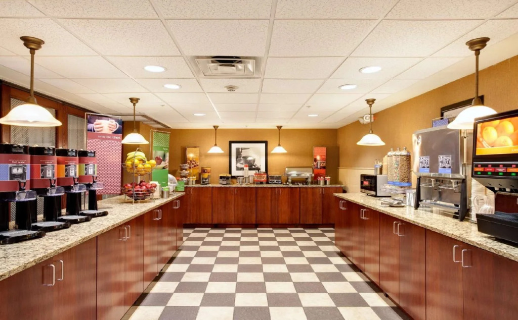 Hampton Inn & Suites Chicago - Libertyville