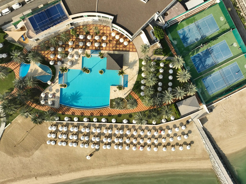 Beach Rotana   All Suites