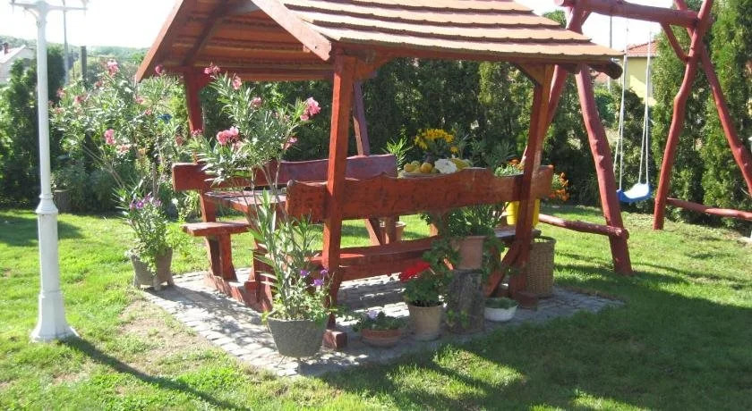 Margaret Apartman