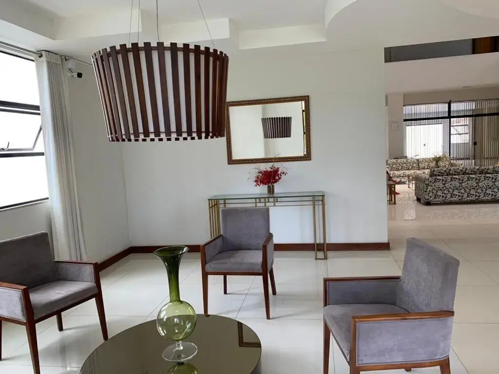 Apartamento confortável, região do Iguatemi