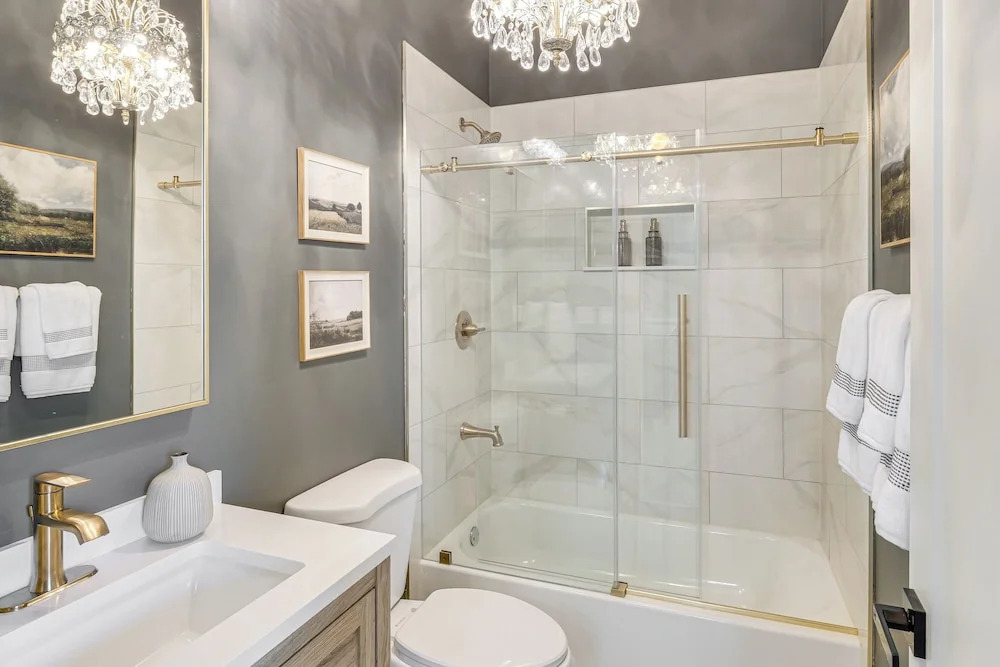 On Dtwn Square! Chic Lawrenceburg Condo w/ Balcony